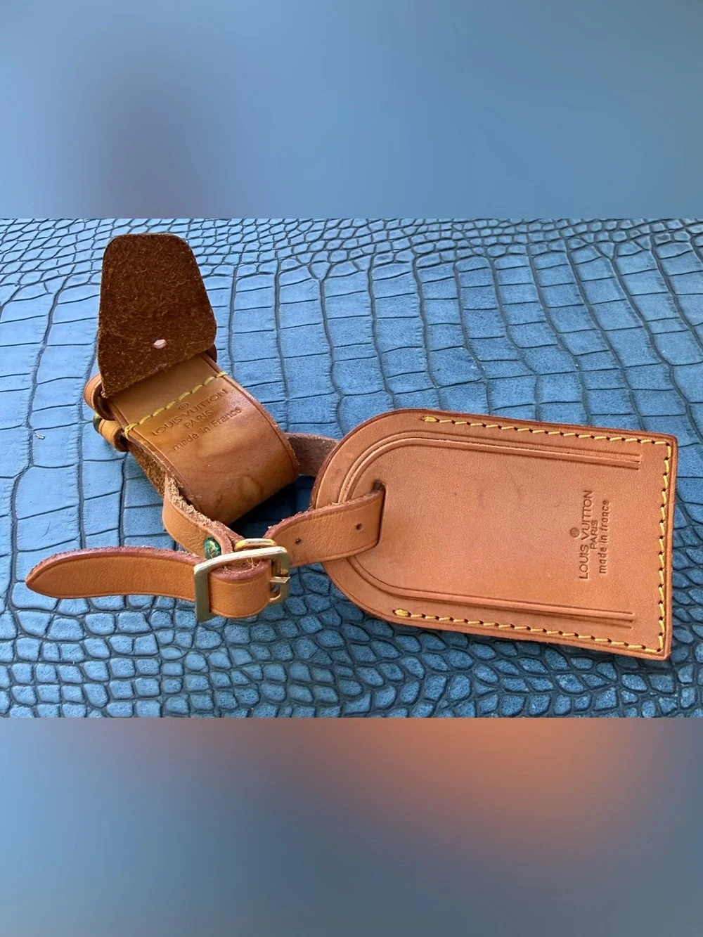 Louis Vuitton Leather Luggage Tag - Tan